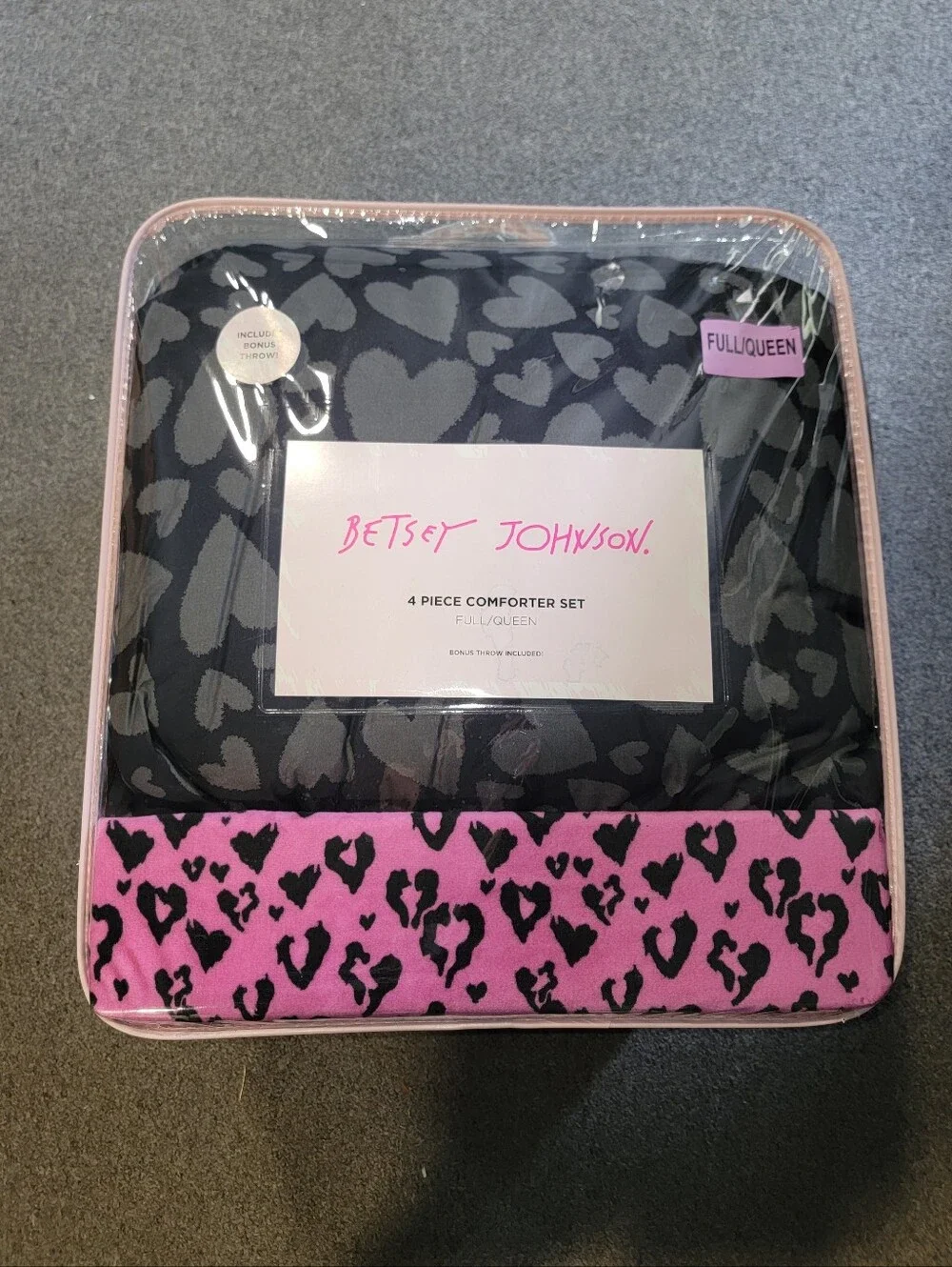 Betsey Johnson Black & Pink Heart and Leopard Comforter Set NIB